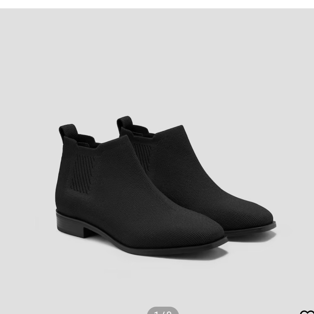 VIVAIA Black Slip-On Shoes